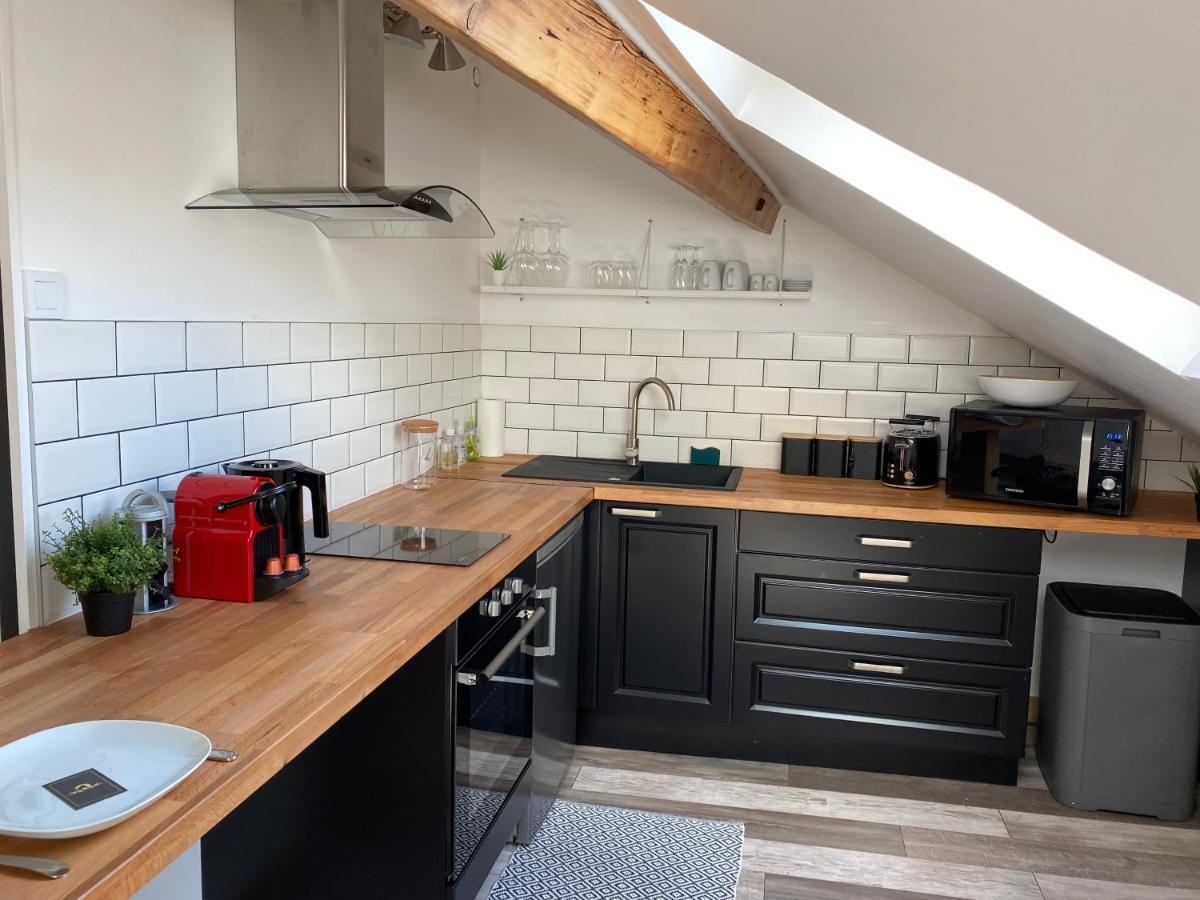 Ferienwohnung A La Tete De Cheval Épernay Exterior foto