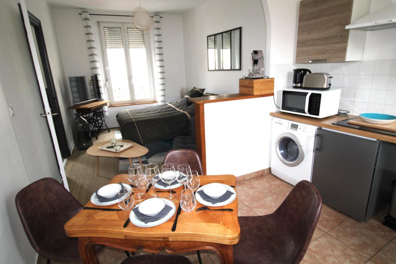 Ferienwohnung A La Tete De Cheval Épernay Exterior foto